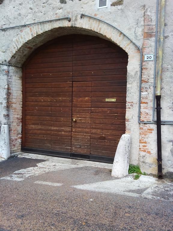 Appartamento Balkissa San Felice del Benaco Exteriör bild